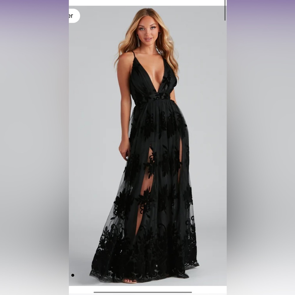 Formal lace velvet dress never worn